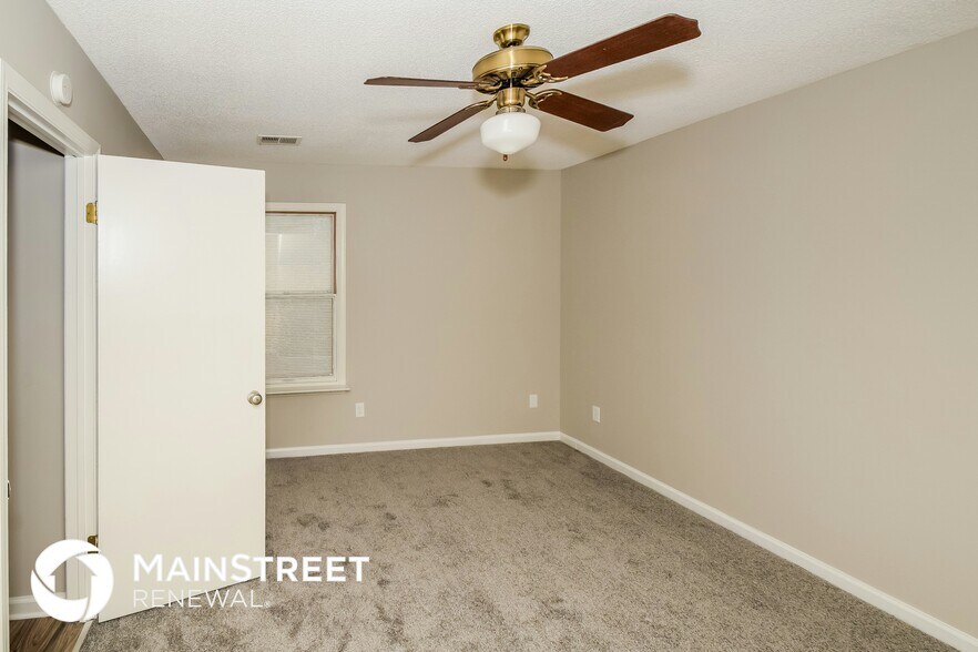 Building Photo - 2085 Edenwood Cir