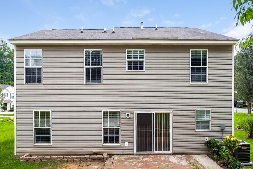 Building Photo - 10316 Gold Pan Rd