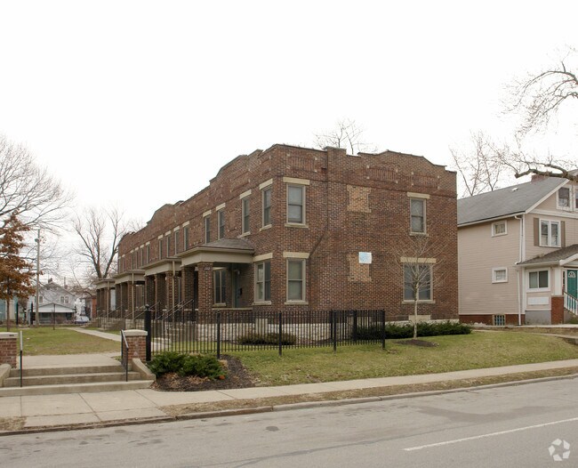 Primary Photo - 1332 N 4th St