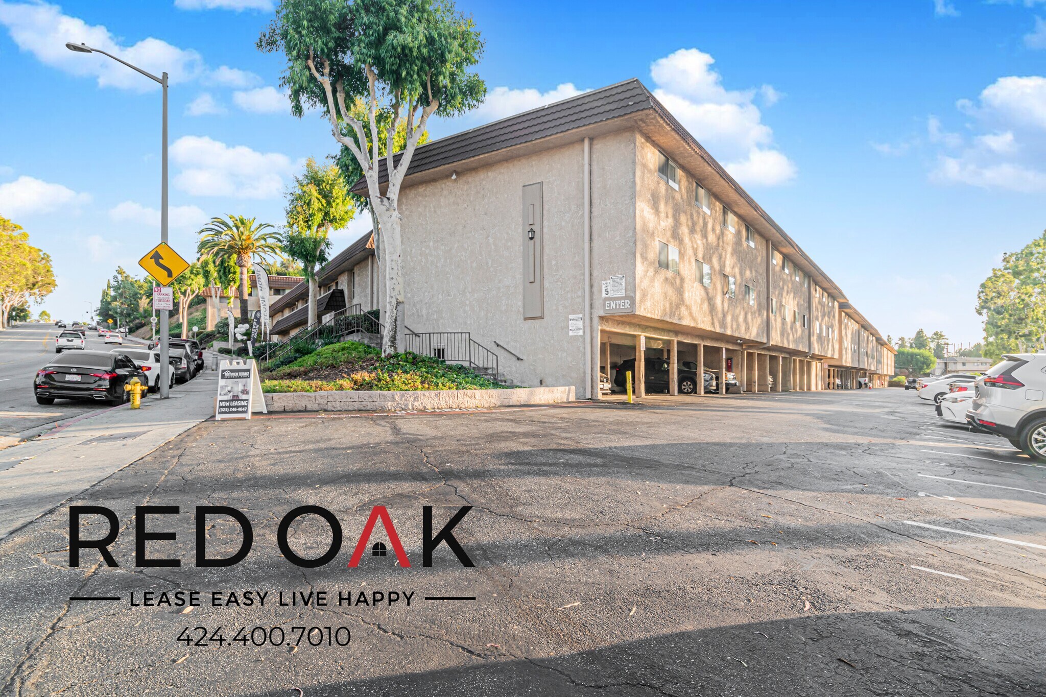 Building Photo - 821 N Wilcox Ave