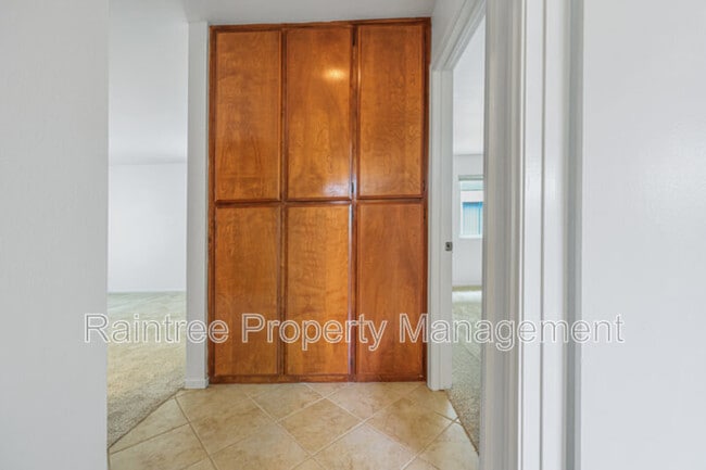 Building Photo - 1388 Hygeia Ave