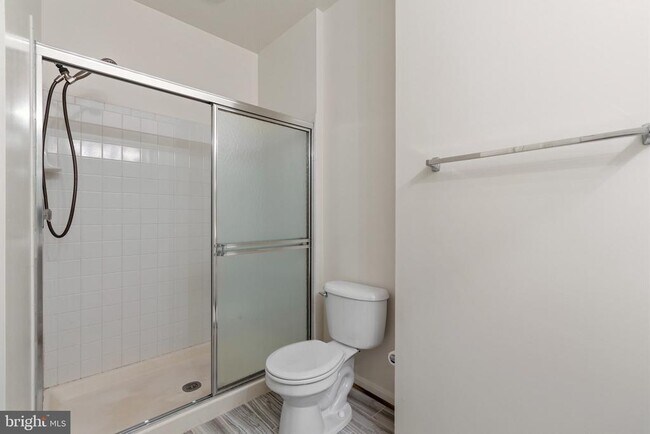 Building Photo - 4131 Fountainside Ln