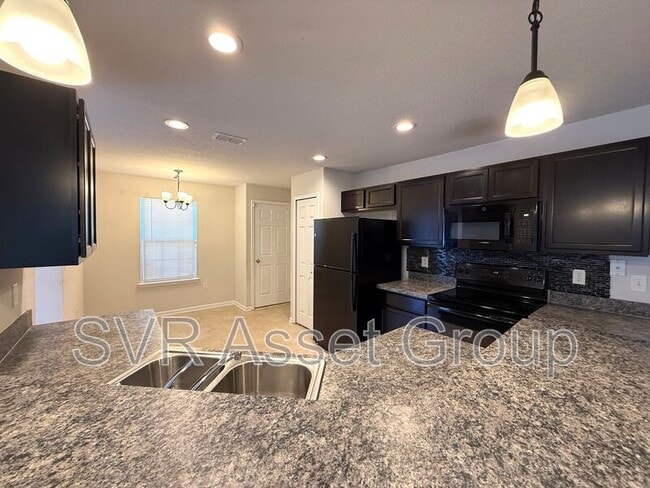 Building Photo - 5860 Harris Ave