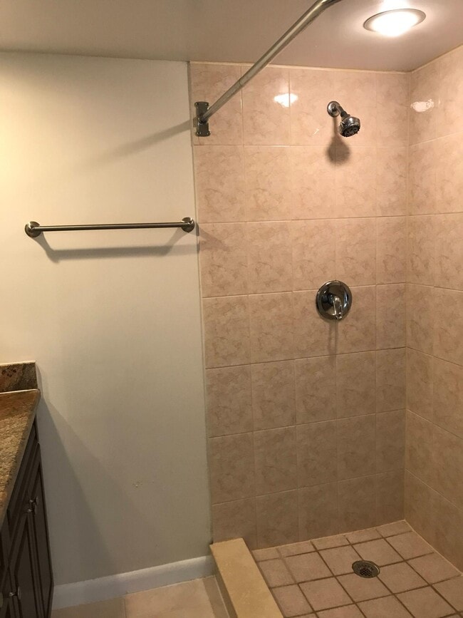 Building Photo - 233 Charter Way