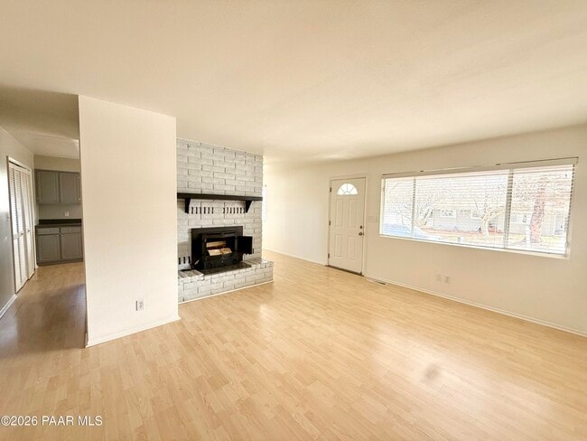 Building Photo - 1968 Sycamore Dr