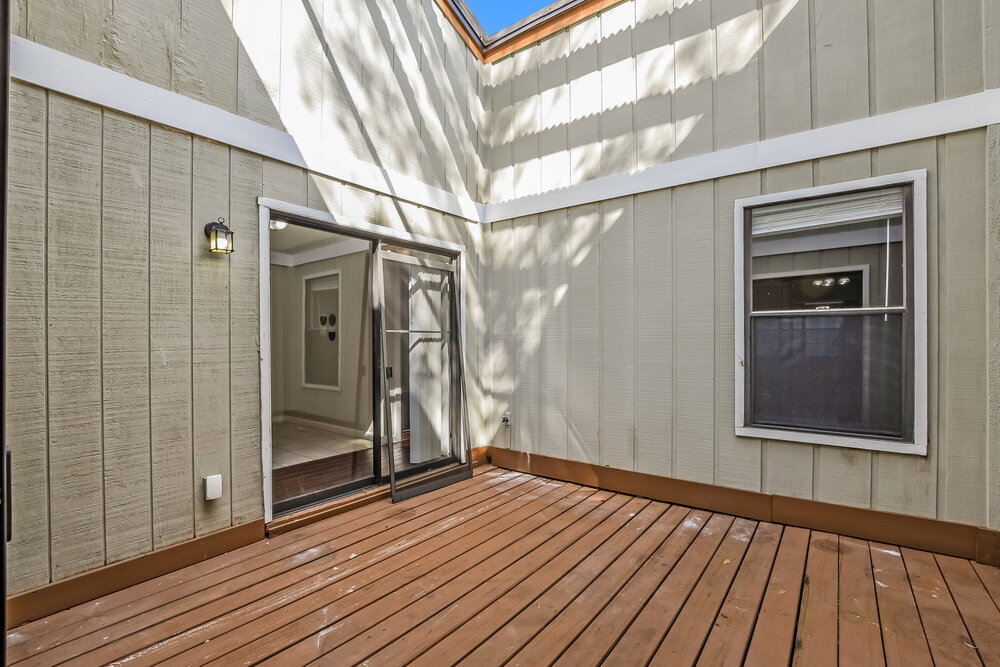 Building Photo - 1409 Bridlebrook Dr