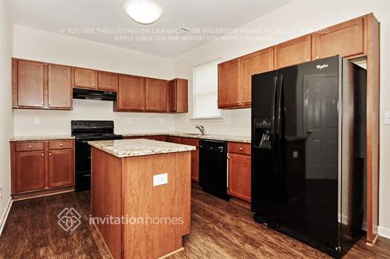 Building Photo - 4112 Oak Field Dr