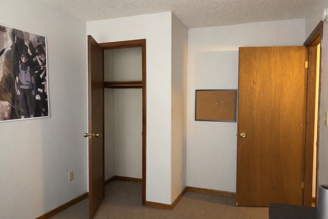 Building Photo - 1341 New York St