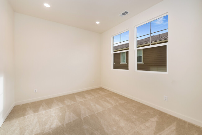 Building Photo - Village at Los Carneros Home w/ 2-Car Gara...