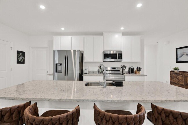 Building Photo - 18187 Macassar Rd