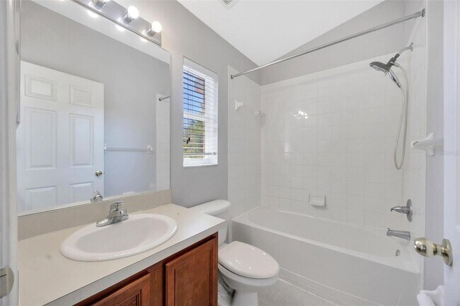 Building Photo - 6106 Olivedale Dr