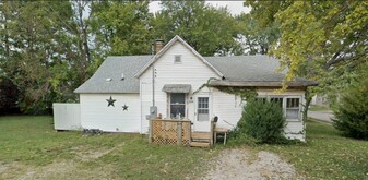Building Photo - 1118 3rd St