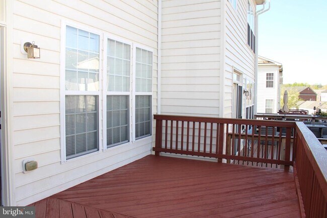 Building Photo - 16382 Gangplank Ln