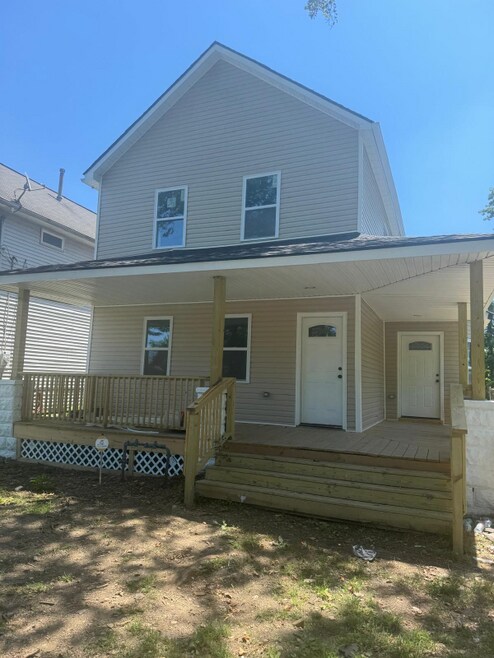 Building Photo - 6211 Lawn Ave