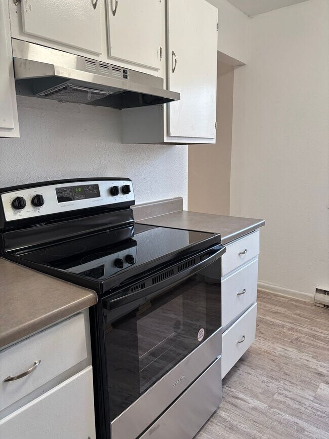 Interior Photo - Cedar Crest Apartments