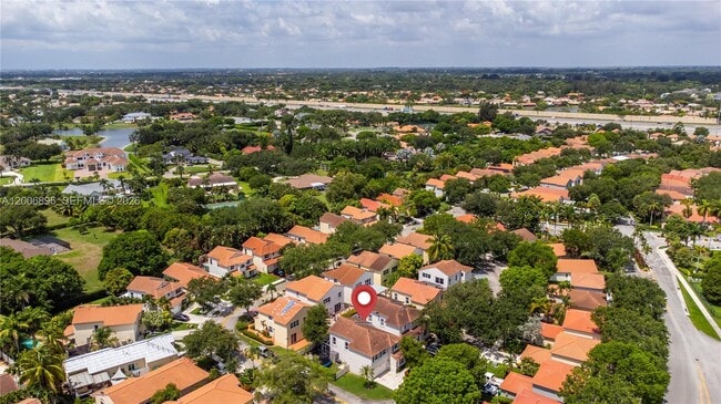 Building Photo - 14972 SW 50th Ct