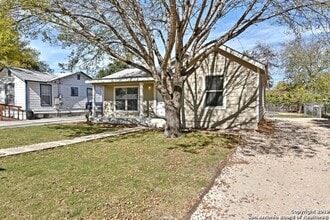 Building Photo - ONE STORY HOME  |  3 BEDS & 2 BATHS  |  LARGE SHED
