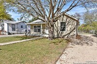 Building Photo - ONE STORY HOME  |  3 BEDS & 2 BATHS  |  LARGE SHED
