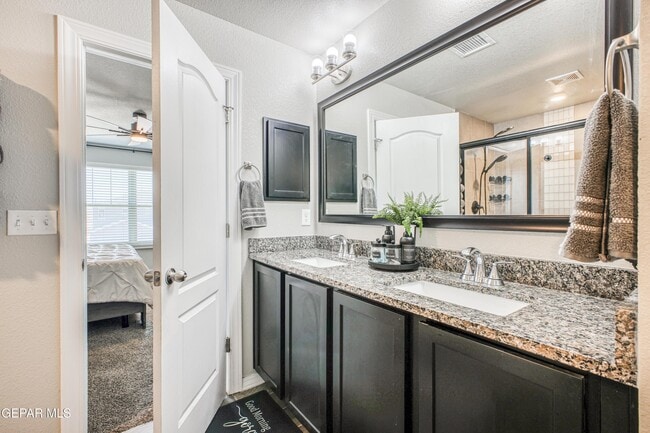 Building Photo - 1621 Sam Dominguez St