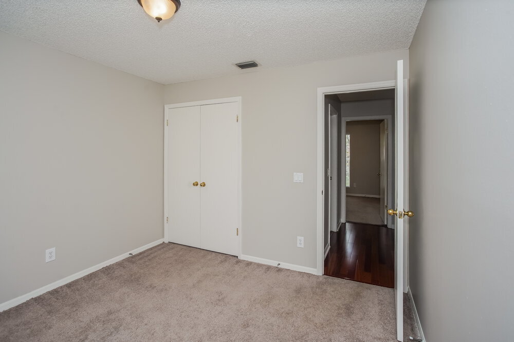 Building Photo - 17703 Parkway Green Ln