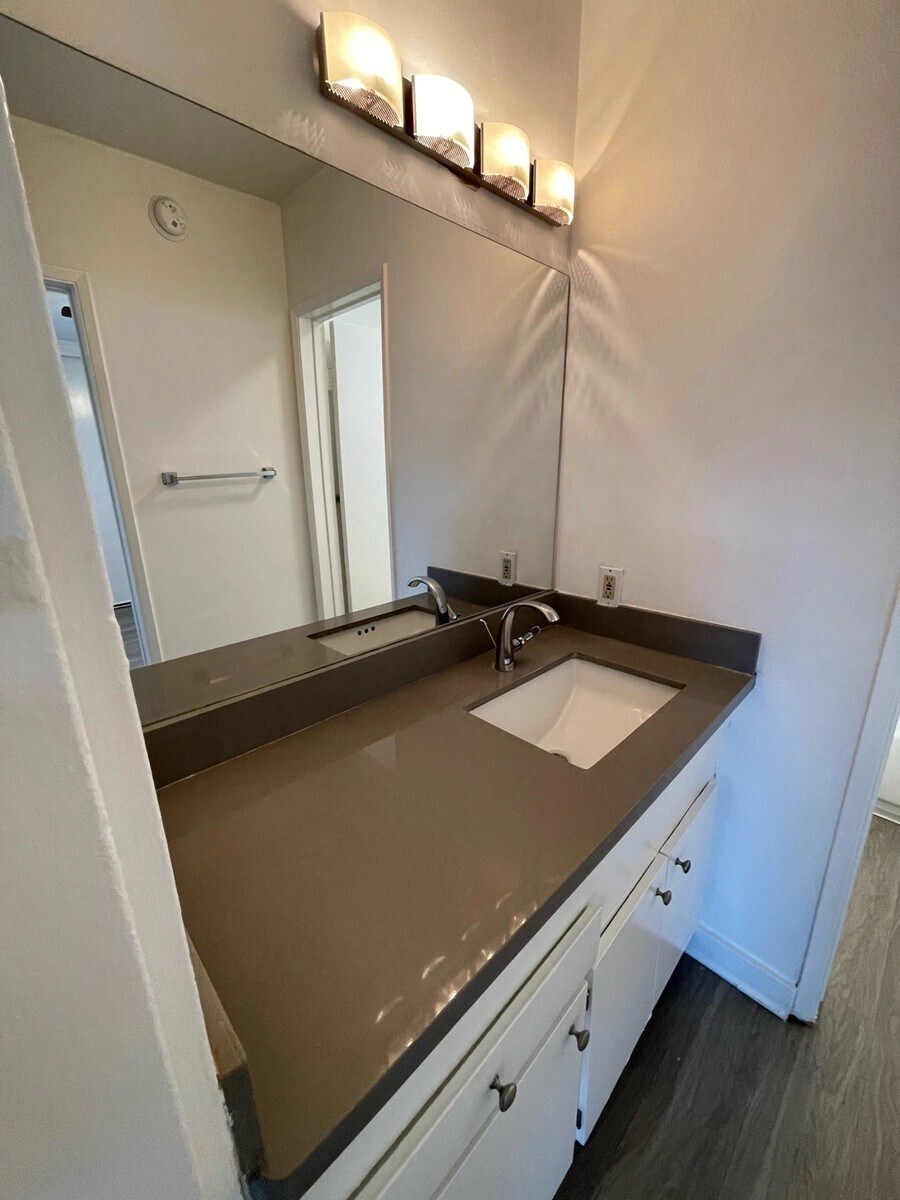 Building Photo - 5307 Sepulveda Blvd