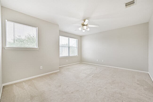 Building Photo - 4714 Montclair Hill Ln