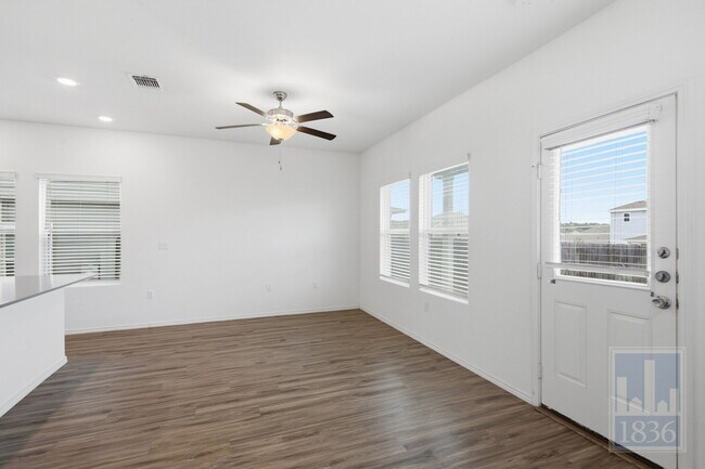 Building Photo - 15213 Spruce Frost Cv
