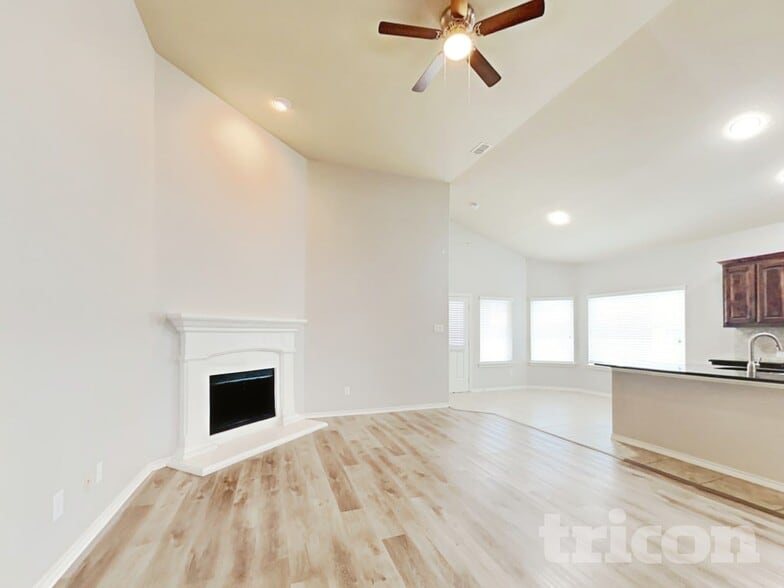 Building Photo - 1212 Ashley Dr