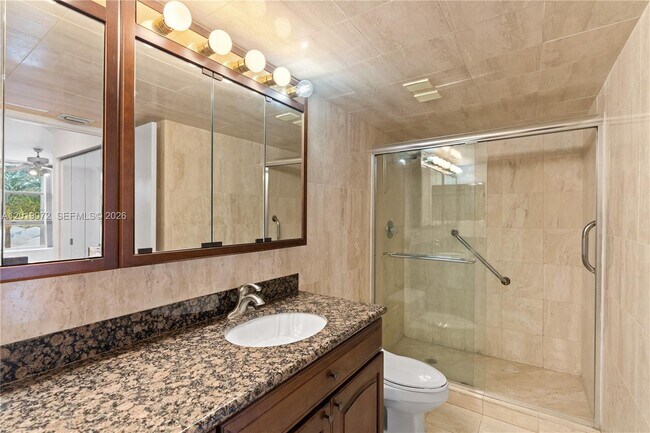 Building Photo - 3600 Mystic Pointe Dr