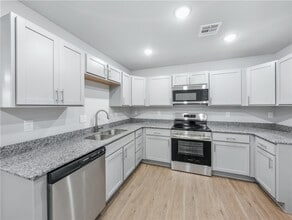 Building Photo - 6505 NW Altus St