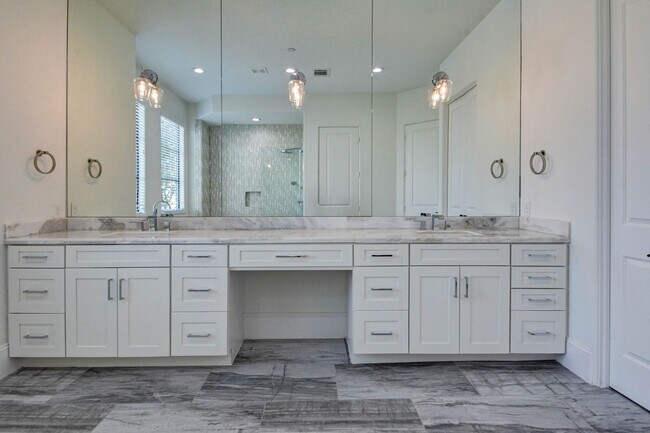 Building Photo - New construction, 4 story home with 3 beds...