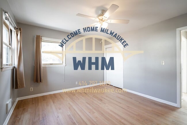 Building Photo - 2526 S 96th St