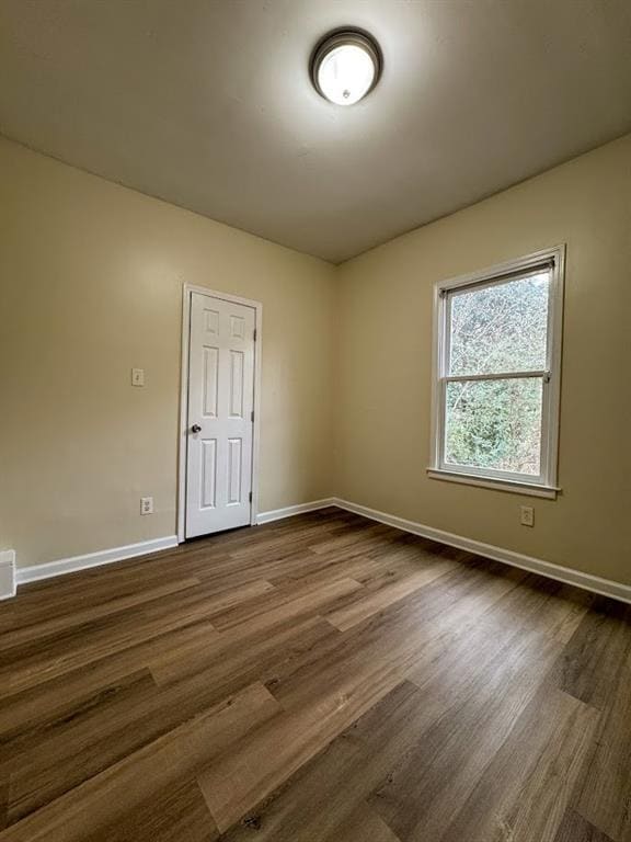 Building Photo - 1637 Columbia Dr