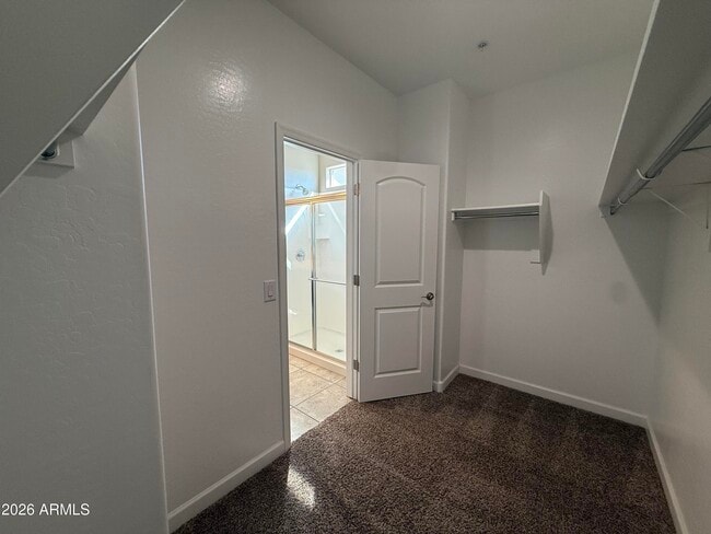 Building Photo - 1255 N Arizona Ave