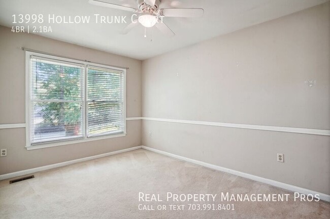 Building Photo - 13998 Hollow Trunk Ct