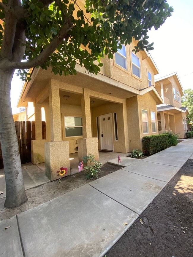 Primary Photo - Spacious two-story home Available Now!