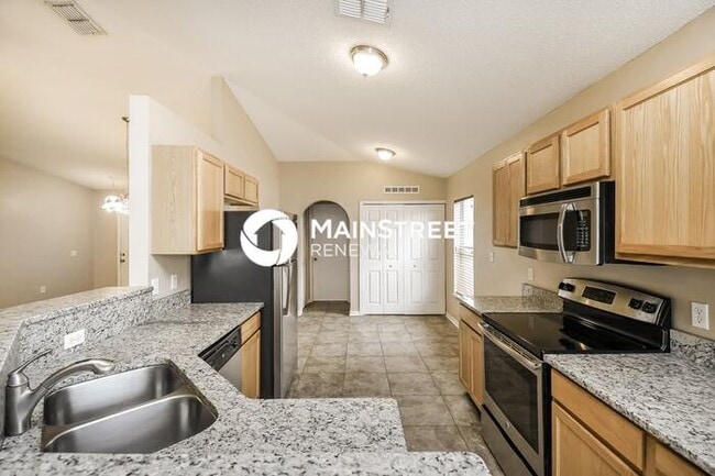 Building Photo - 3 Bedroom Pet-Friendly Home in Jacksonvill...