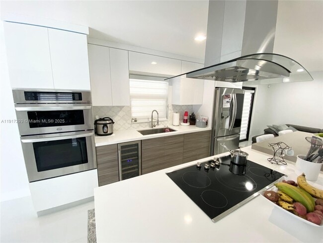 Building Photo - 14202 SW 111th Ln