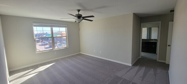 Building Photo - 4213 Romano Busciglio St