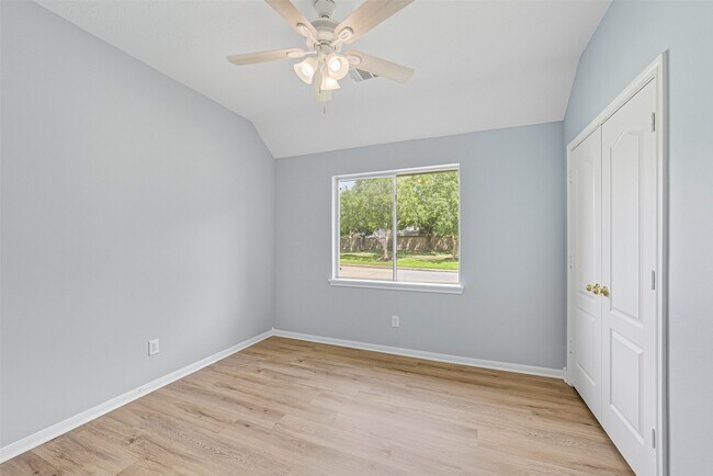 Building Photo - 9431 Tarton Way Ct