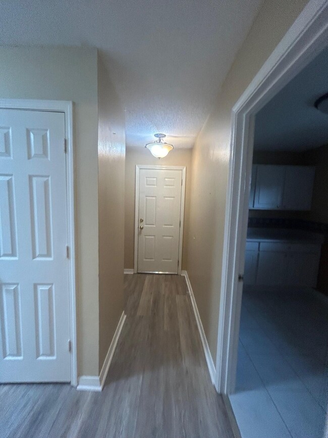 Building Photo - 1267 Jefferyscot Dr