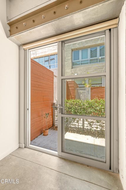 Building Photo - 527 Molino St