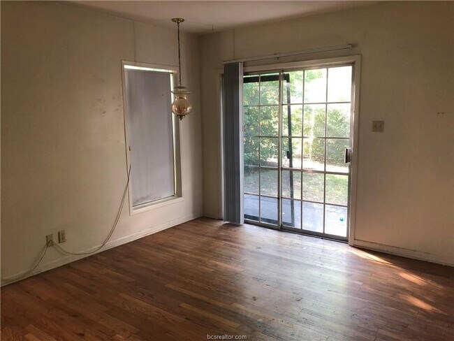 Building Photo - 4103 Carter Creek Pkwy