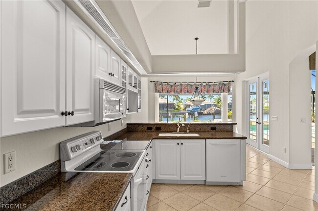 Building Photo - 2822 SW 49th Terrace