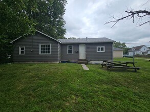 Building Photo - There is a $25 fee for the application and everyone over 18 needs to fill out their own application.