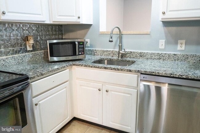 Building Photo - 3731 Greenmount Ave