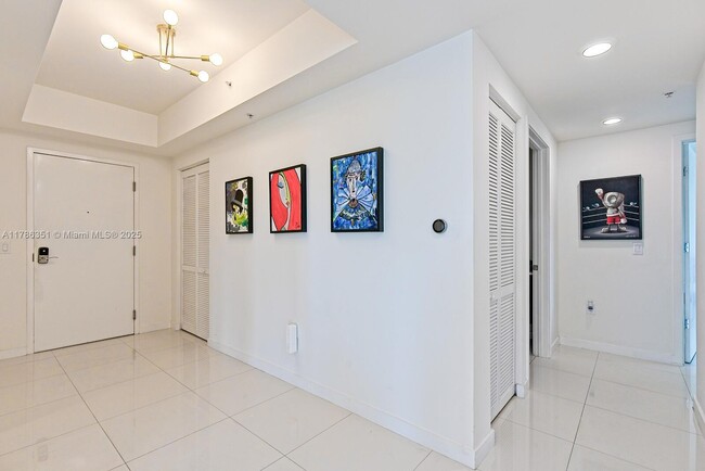 Building Photo - 7825 NW 107th Ave