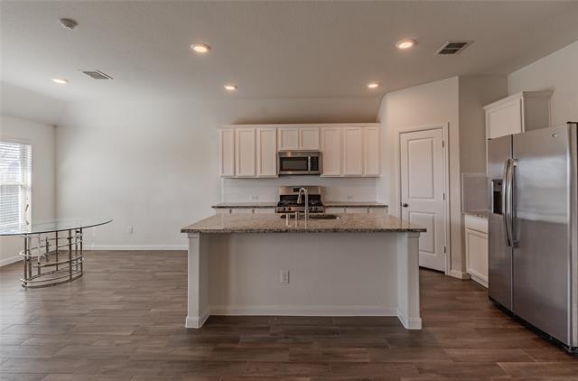 Building Photo - 240 Copper Switch Dr