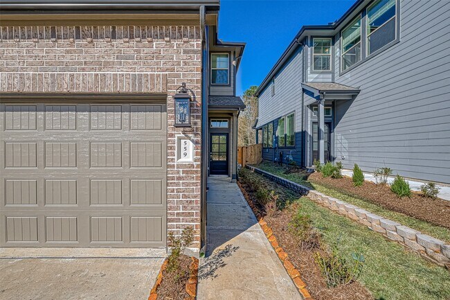 Building Photo - 559 Longleaf Pine Dr