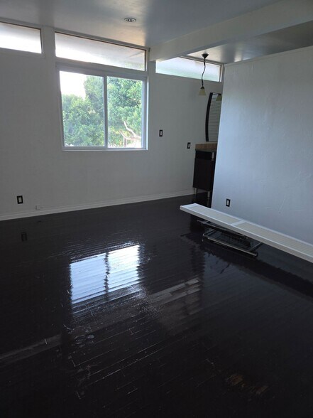 Building Photo - 4312 Spindrift Way